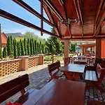 Boglarka Apartmanhaz *