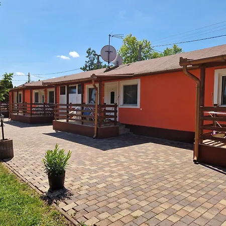 Boglarka Apartmanhaz 아파트