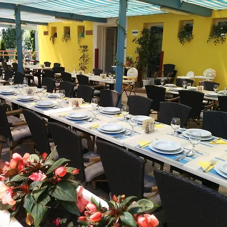 Boglarka Apartmanhaz Apartament Mezőkövesd