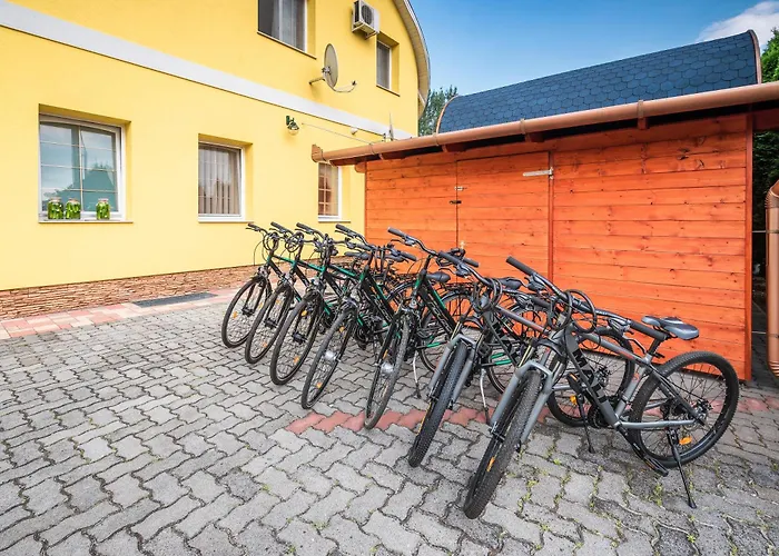 Lägenhet Boglarka Apartmanhaz *