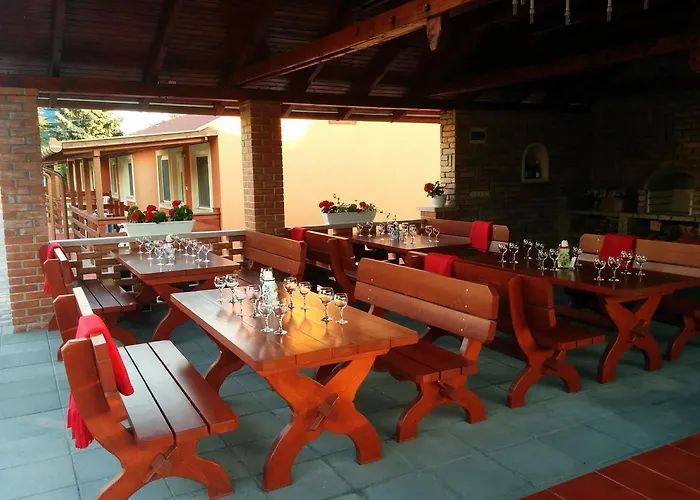 Boglarka Apartmanhaz *